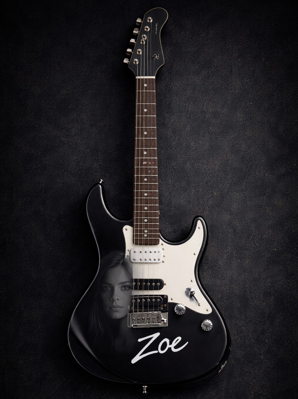 Gitara Zoe (Yamaha) z naklejką Zoe